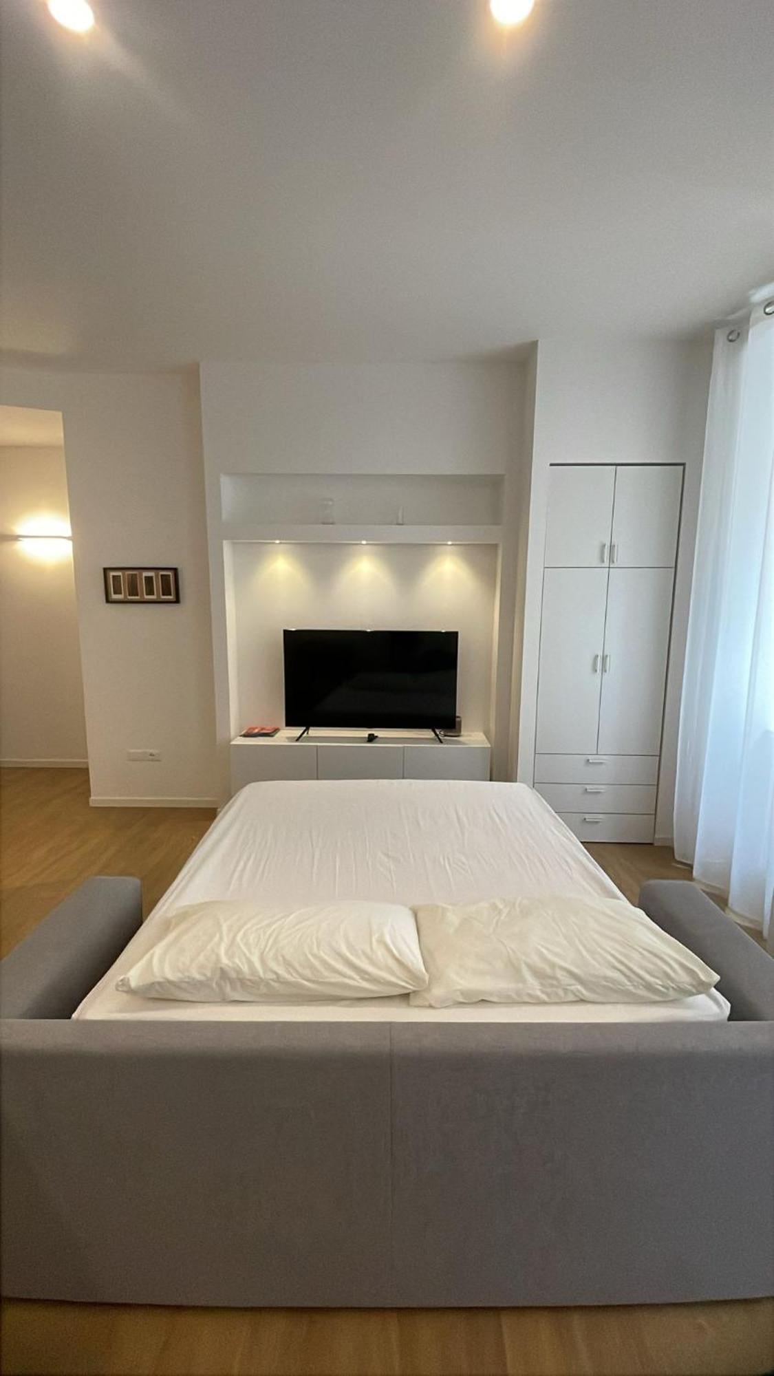 Luxury In Stile Moderno